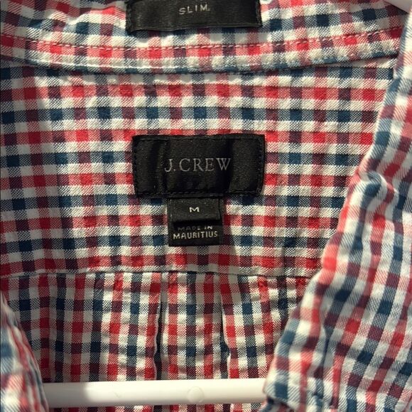 J. Crew Red and Blue Casual Seersucker Button Down Shirt size Medium - Picture 2 of 9